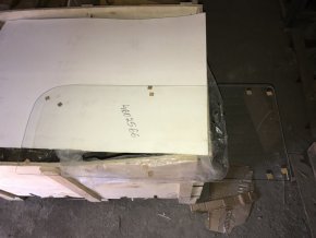 4602566/4448310 Стекло двери нижнее ZX240, ZX240-3G Стекло