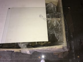 4651656 Стекло кабины заднее ZX240-3 Стекло