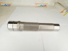 2047884 ZX330 Вал зубчатый